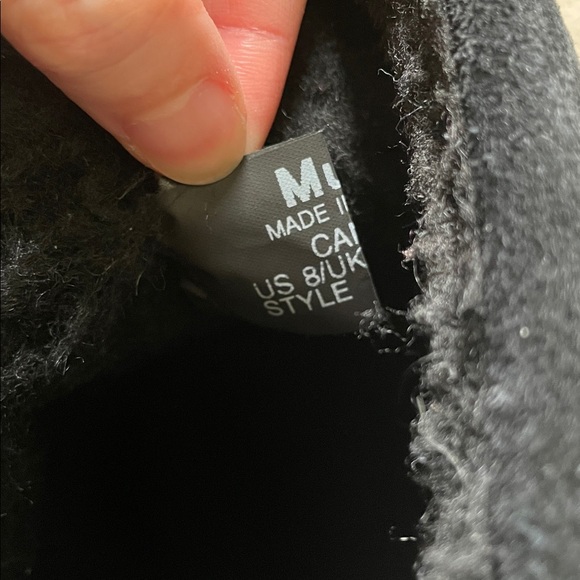 Manitobah Mukluks Black fur with Rhinestone Detail Tall Boots - Picture 9 of 9